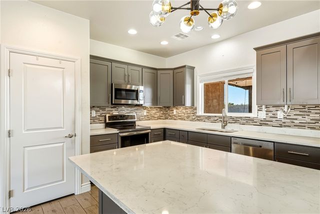 4641 Honey Locust Drive, Pahrump, NV 89061