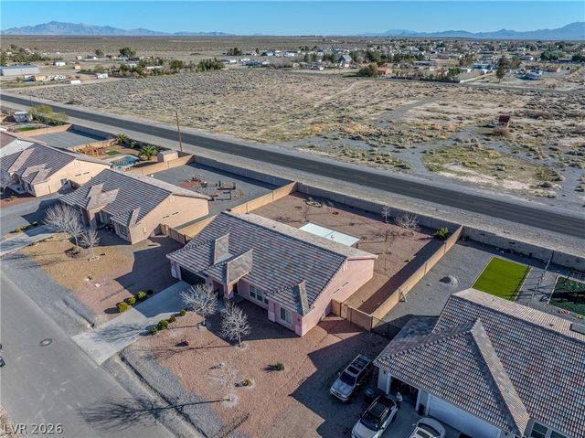 4641 Honey Locust Drive, Pahrump, NV 89061
