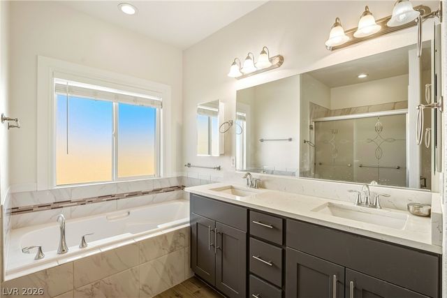 4641 Honey Locust Drive, Pahrump, NV 89061