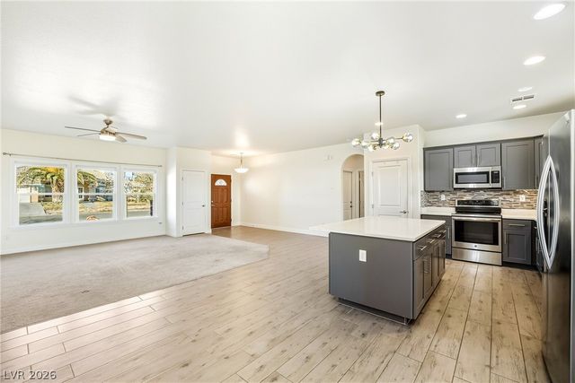 4641 Honey Locust Drive, Pahrump, NV 89061