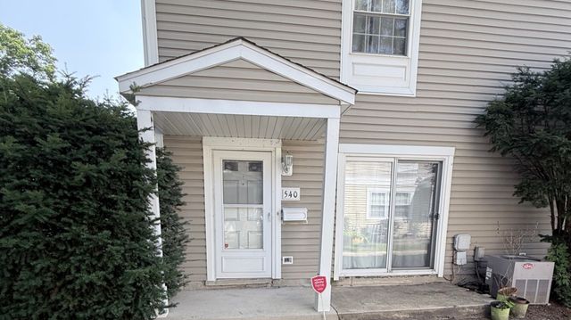540 Wynn Court 540, Wheeling, IL 60090
