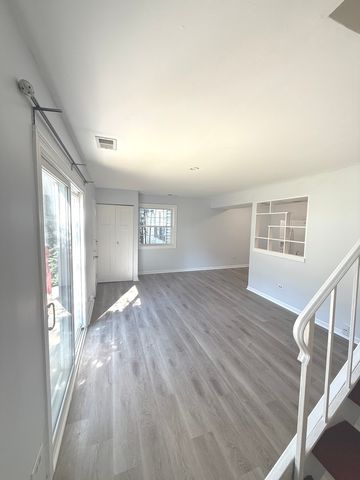 540 Wynn Court 540, Wheeling, IL 60090