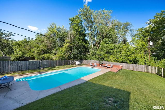 4620 N ROSEMEAD Drive, Peoria, IL 61614