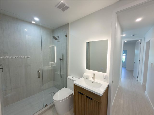 9980 SW 83rd Ave, Miami, FL 33156