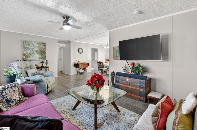 24 Hudson Street, Taylors, SC 29687