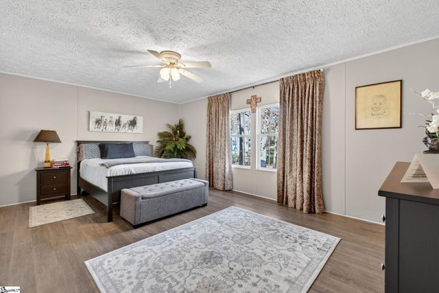 24 Hudson Street, Taylors, SC 29687