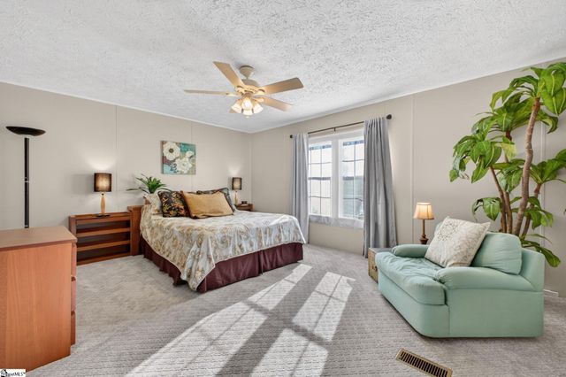 24 Hudson Street, Taylors, SC 29687