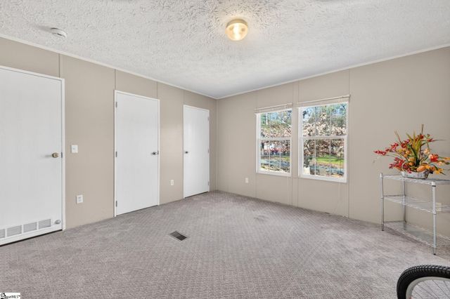 24 Hudson Street, Taylors, SC 29687