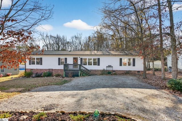 24 Hudson Street, Taylors, SC 29687