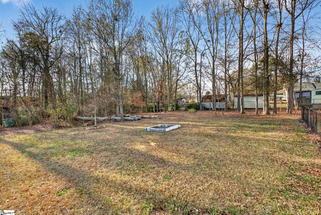 24 Hudson Street, Taylors, SC 29687