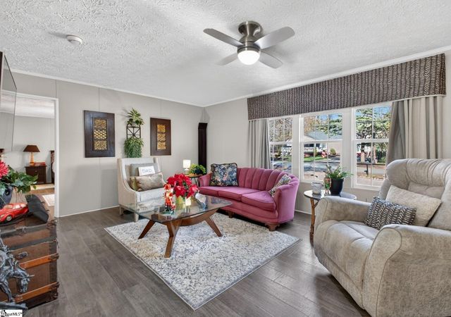 24 Hudson Street, Taylors, SC 29687