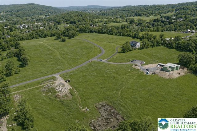 2607 Saddleback Lane, Lower Saucon Twp, PA 18015
