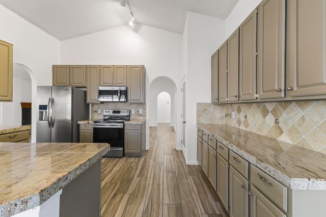 9090 E GRAY Road, Scottsdale, AZ 85260