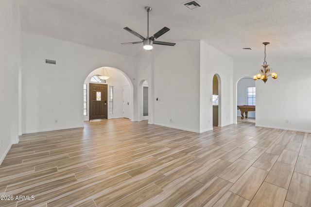 9090 E GRAY Road, Scottsdale, AZ 85260