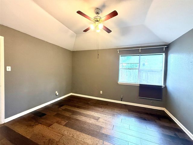 13222 Pebblewalk Circle N, Houston, TX 77041