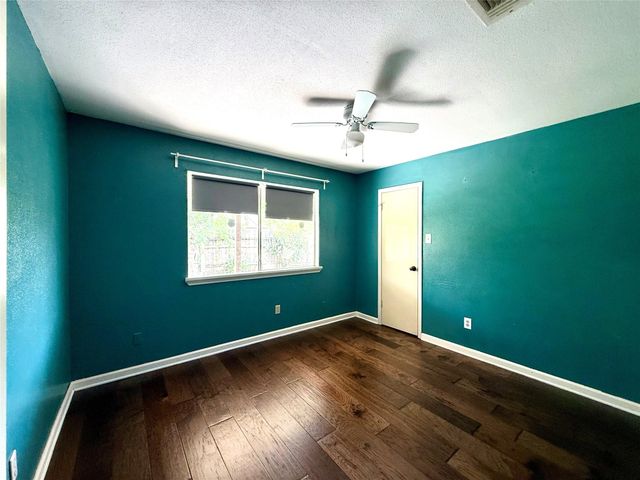 13222 Pebblewalk Circle N, Houston, TX 77041