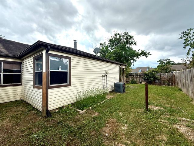 13222 Pebblewalk Circle N, Houston, TX 77041