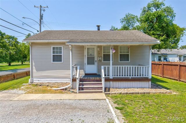 601 5th Street, East Alton, IL 62024