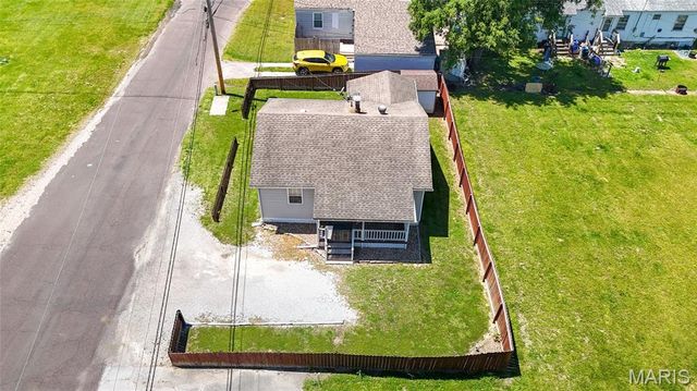 601 5th Street, East Alton, IL 62024