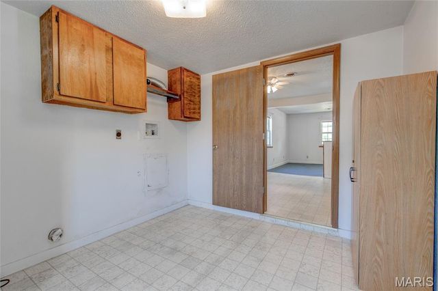 601 5th Street, East Alton, IL 62024