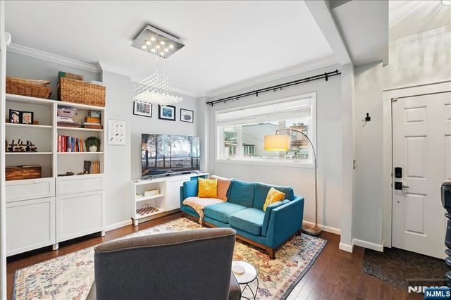 106 Griffith Street, Jersey City, NJ 07307