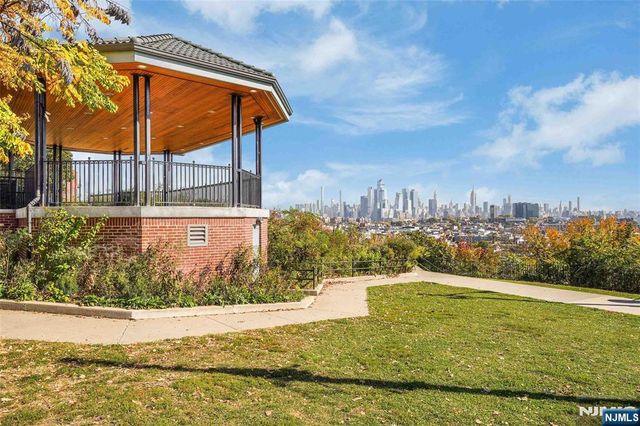 106 Griffith Street, Jersey City, NJ 07307