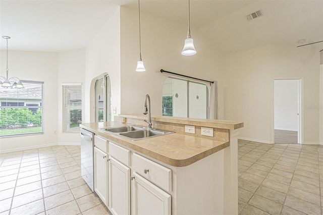 10245 BUNCOMBE WAY, San Antonio, FL 33576