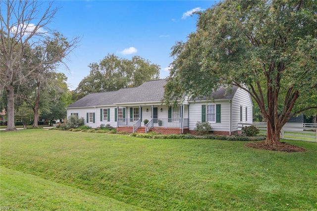 201 Allen Harris DR, Yorktown, VA 23692