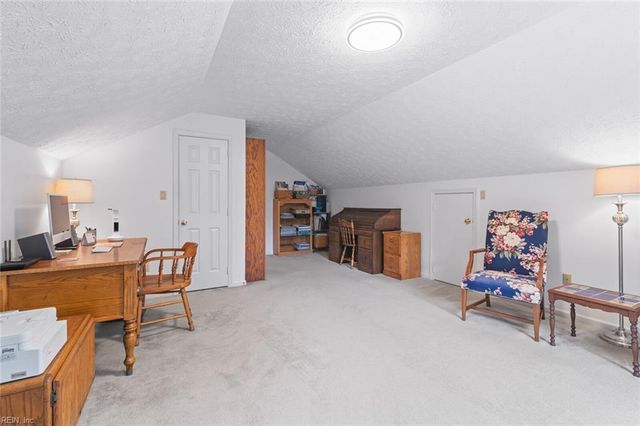 201 Allen Harris DR, Yorktown, VA 23692