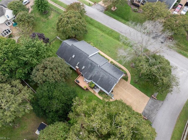 201 Allen Harris DR, Yorktown, VA 23692