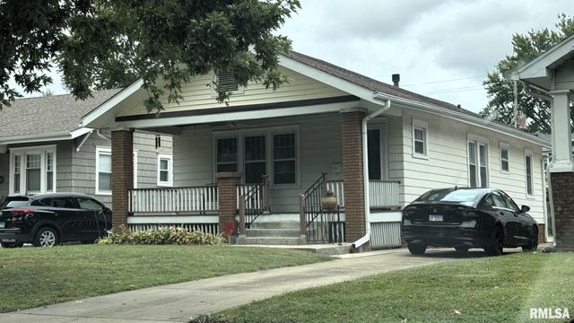 1720 S STATE Street, Springfield, IL 62704