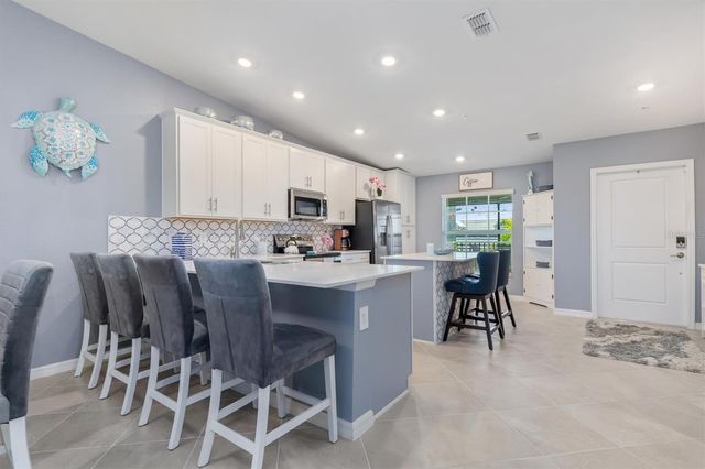 17475 OPAL SAND DRIVE 201, Venice, FL 34293