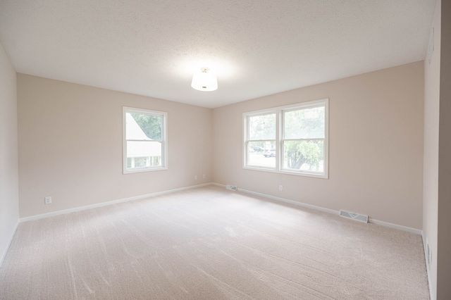 25061 S Canal Street, Channahon, IL 60410