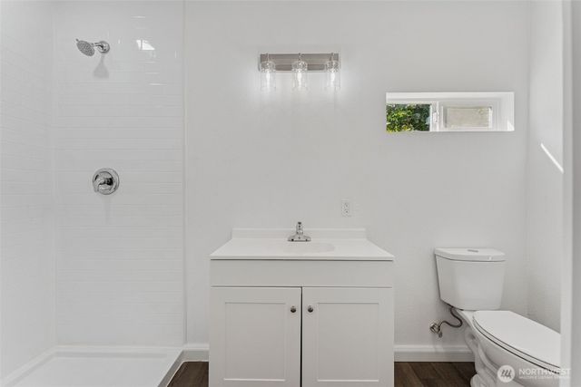 1720 N Wycoff Avenue, Bremerton, WA 98312