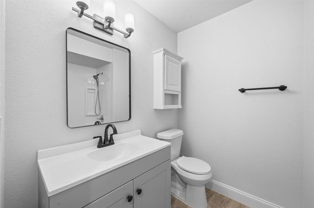 15 W Sharon Drive, Krum, TX 76249