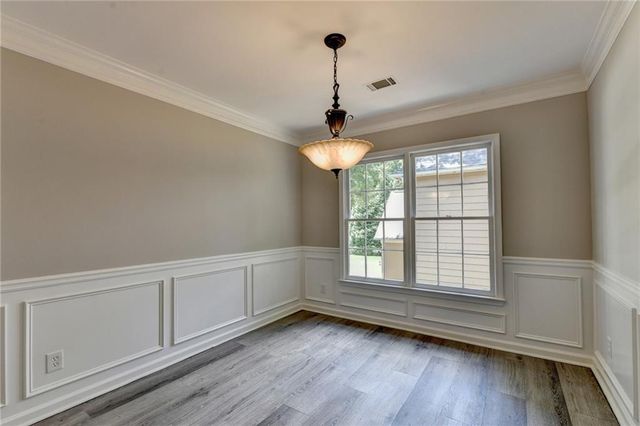 1590 Misty River Run, Roswell, GA 30076
