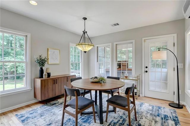 1590 Misty River Run, Roswell, GA 30076