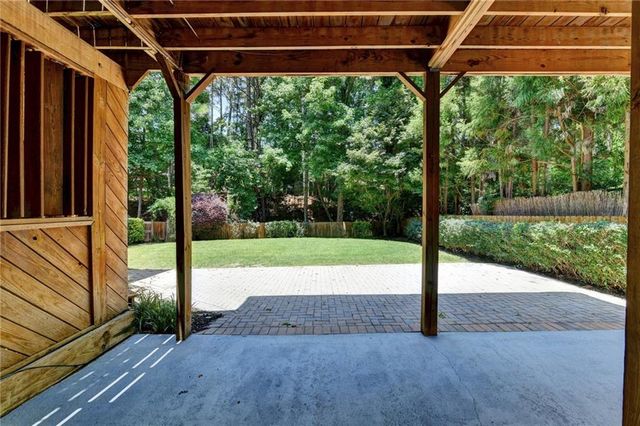 1590 Misty River Run, Roswell, GA 30076