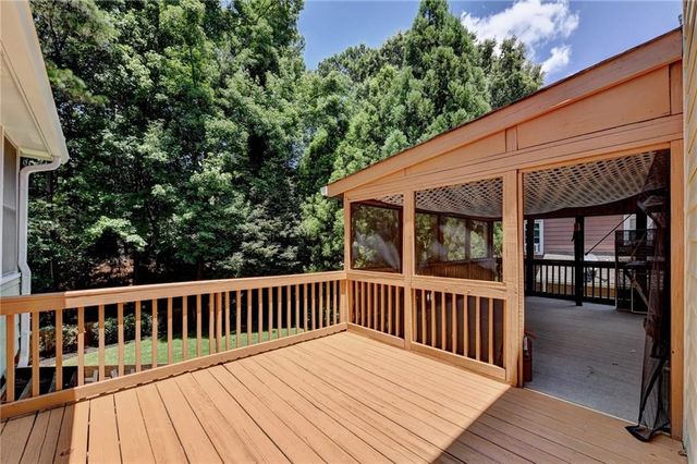 1590 Misty River Run, Roswell, GA 30076