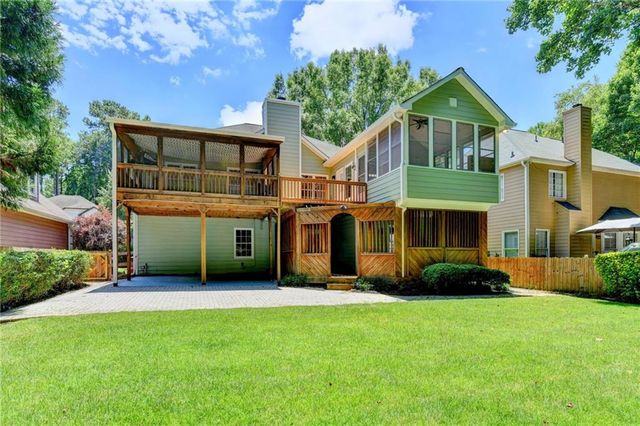 1590 Misty River Run, Roswell, GA 30076