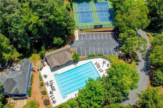 1590 Misty River Run, Roswell, GA 30076