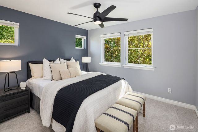 1714 11th Avenue NE, Issaquah, WA 98029
