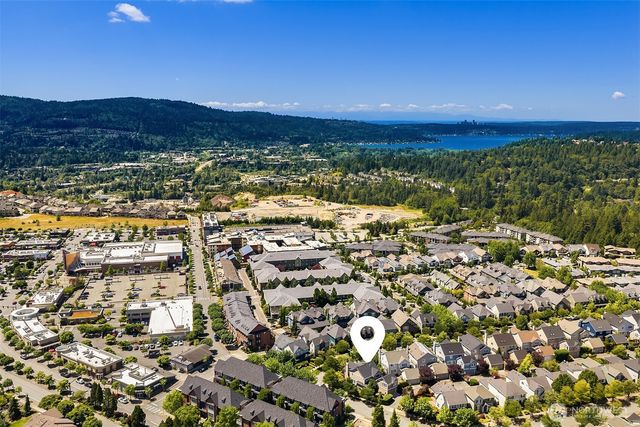 1714 11th Avenue NE, Issaquah, WA 98029