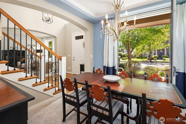 1714 11th Avenue NE, Issaquah, WA 98029