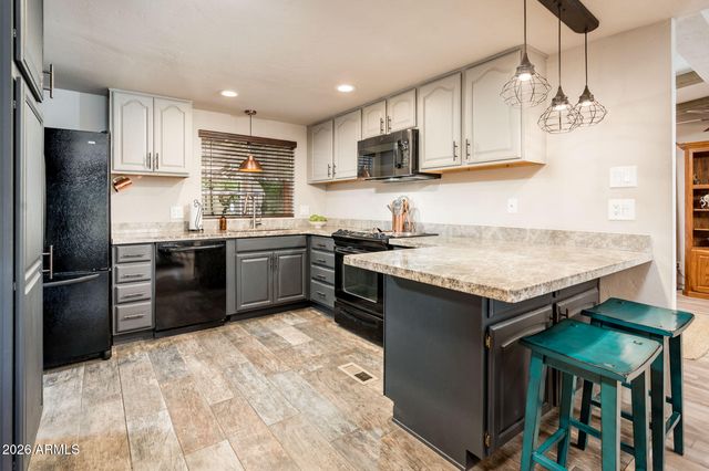 3508 E Beverly Lane, Phoenix, AZ 85032