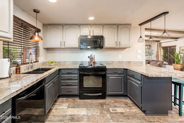 3508 E Beverly Lane, Phoenix, AZ 85032