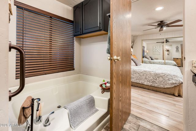 3508 E Beverly Lane, Phoenix, AZ 85032