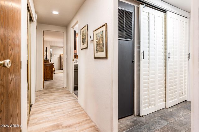 3508 E Beverly Lane, Phoenix, AZ 85032