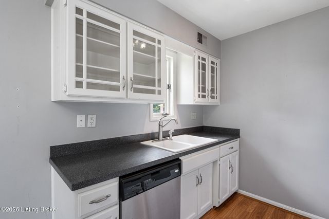 188 Saint Matthews Ave APT 3, Louisville, KY 40207