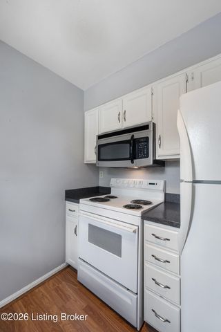 188 Saint Matthews Ave APT 3, Louisville, KY 40207